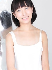 Short haired japanese cutie Aki Fukabori