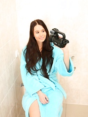 Daring teenager catching her moist masturbation on film