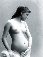 Naughty vintage teens showing their hot nude body