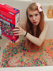 Dolly Does Breakfast in Bath